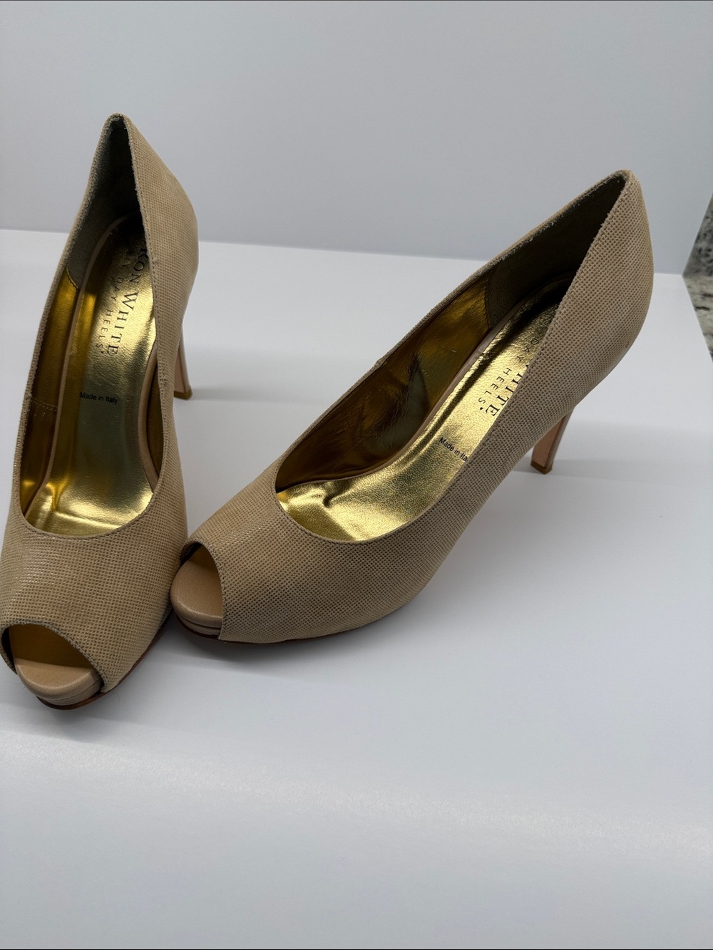Ron White made in Italy  Taupe Peep-Toe Pumps
